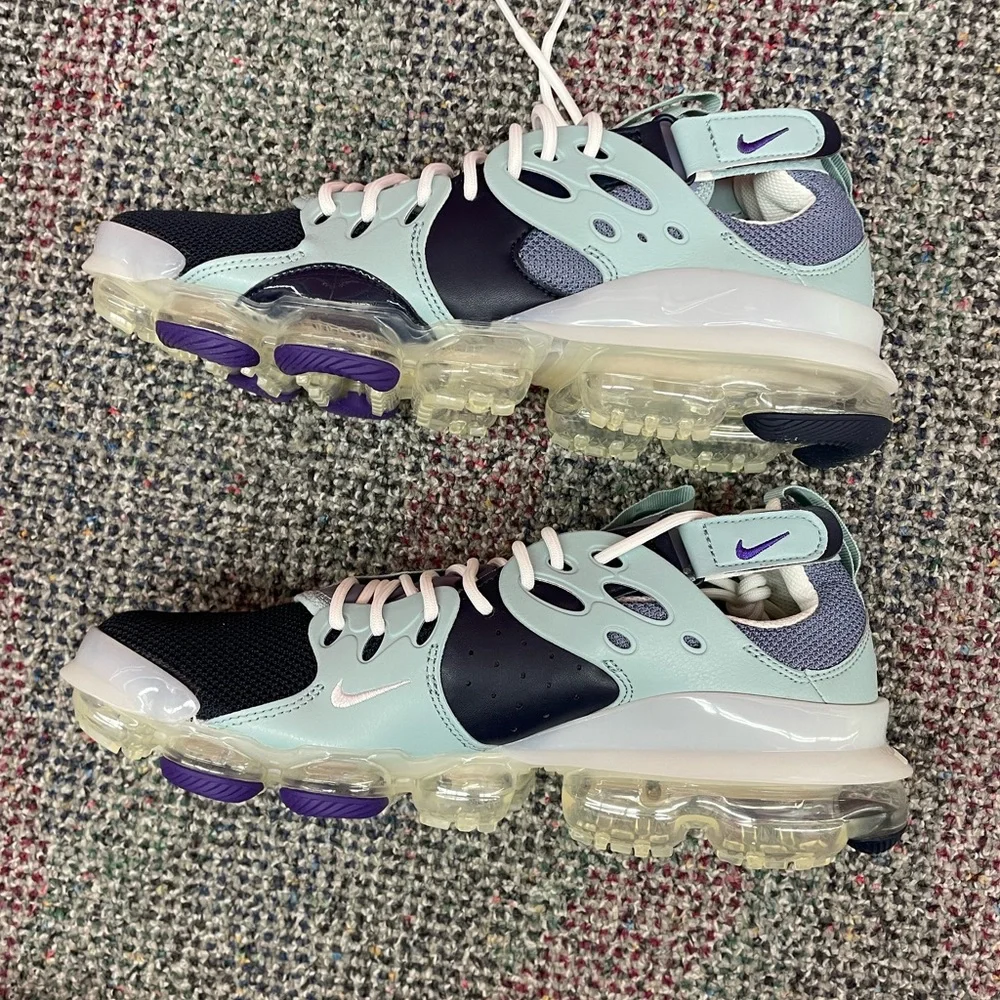 Nike - Picture 3 of 7
